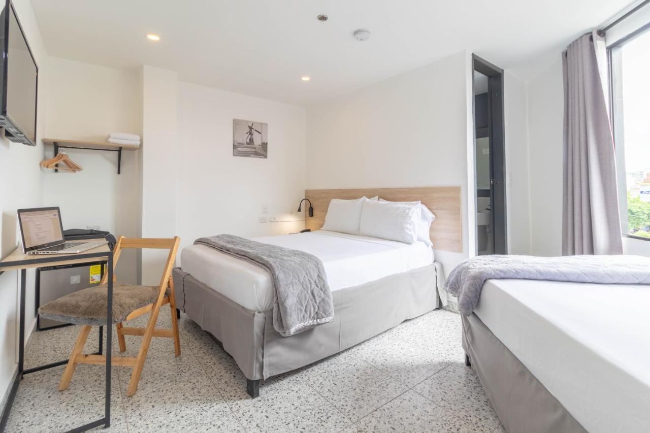 Bianco Hotel Boutique Кукута Екстер'єр фото