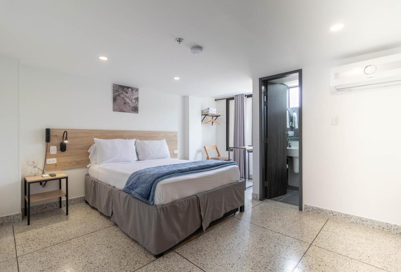 Bianco Hotel Boutique Кукута Екстер'єр фото
