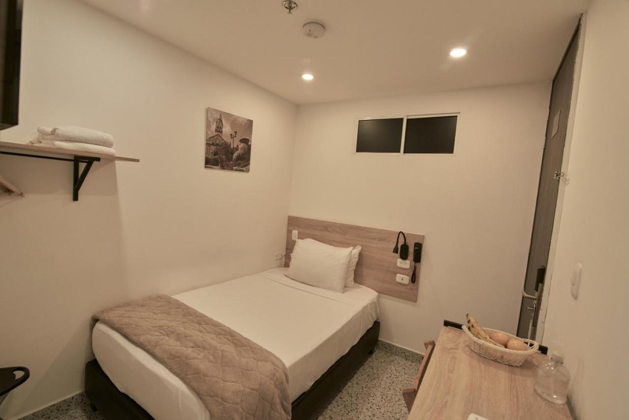 Bianco Hotel Boutique Кукута Екстер'єр фото