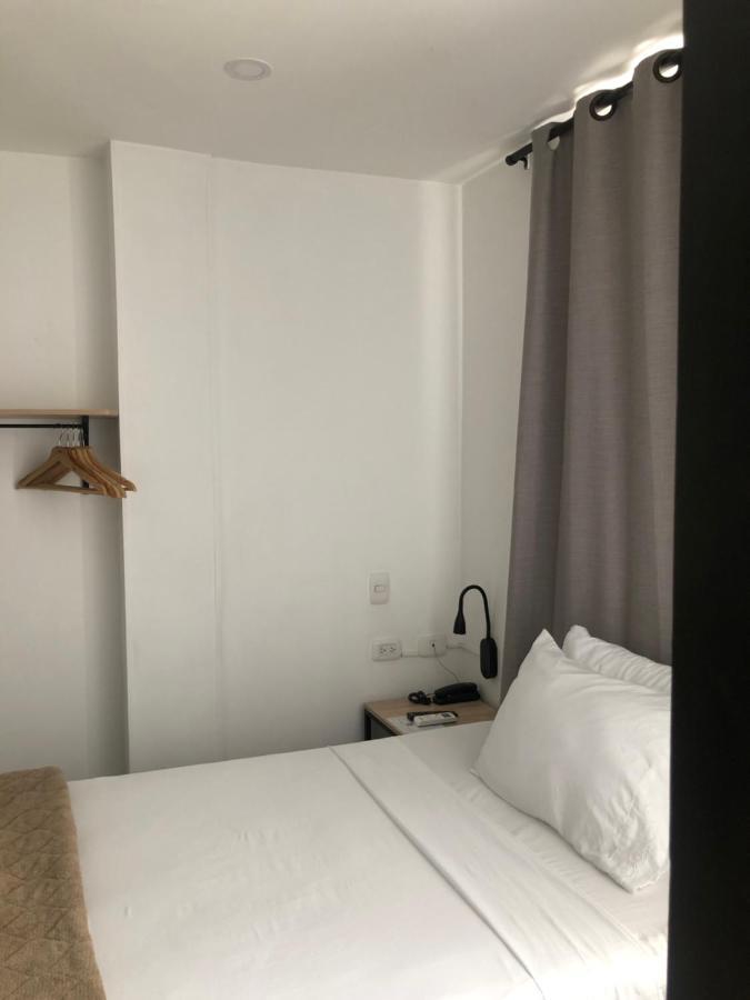 Bianco Hotel Boutique Кукута Екстер'єр фото