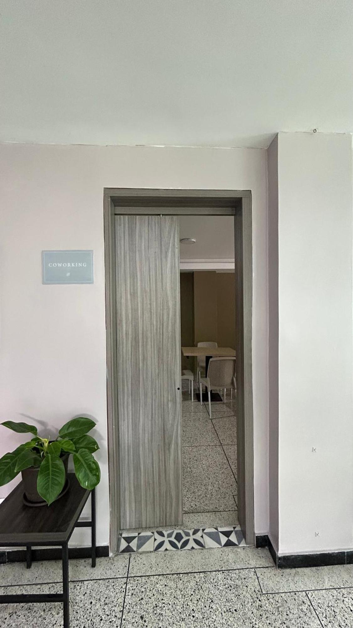 Bianco Hotel Boutique Кукута Екстер'єр фото
